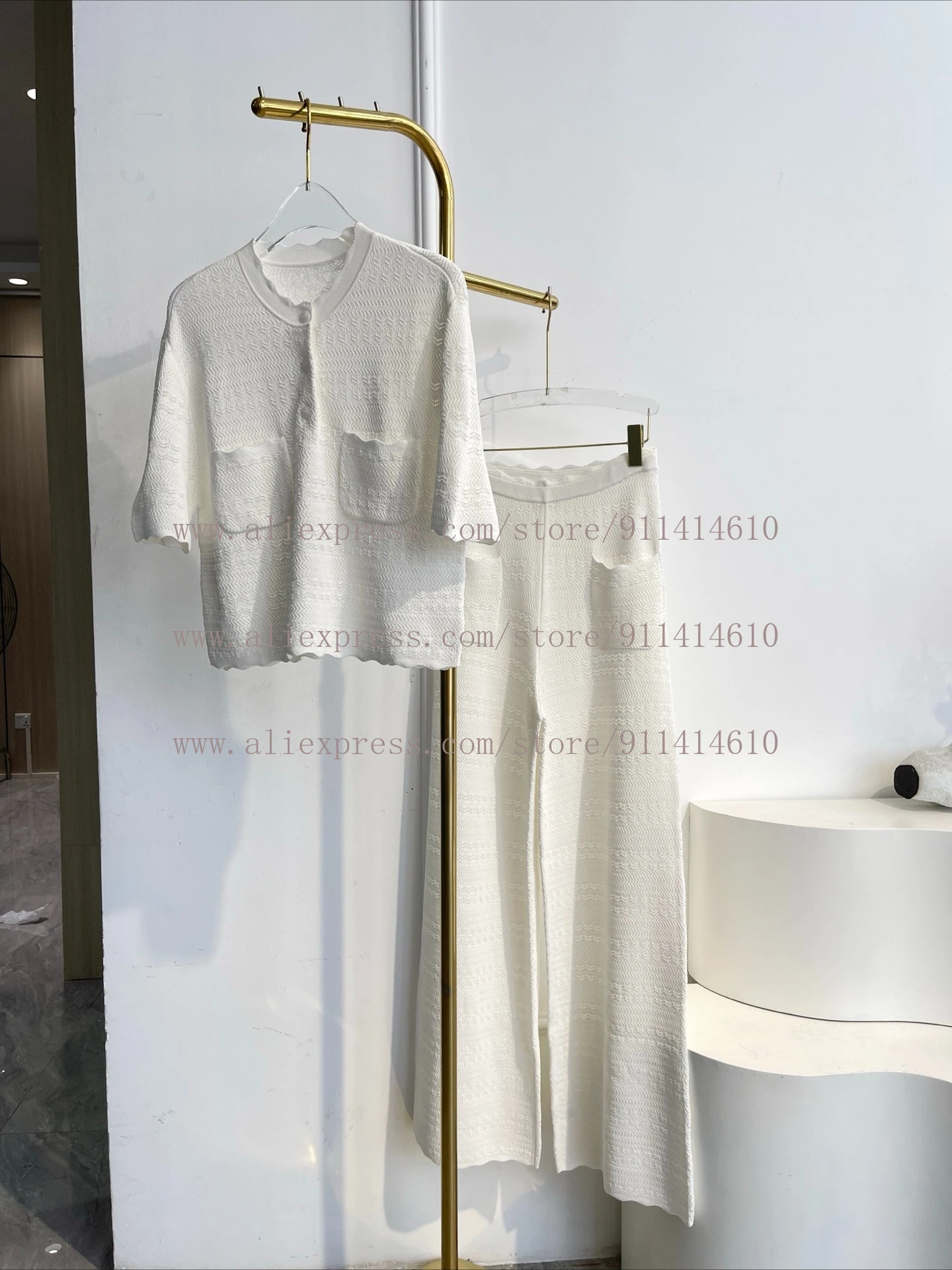 

Elegant White Knit Women Short Sleeve Button Front Pocketed Top Wide Leg Pants Set for Office