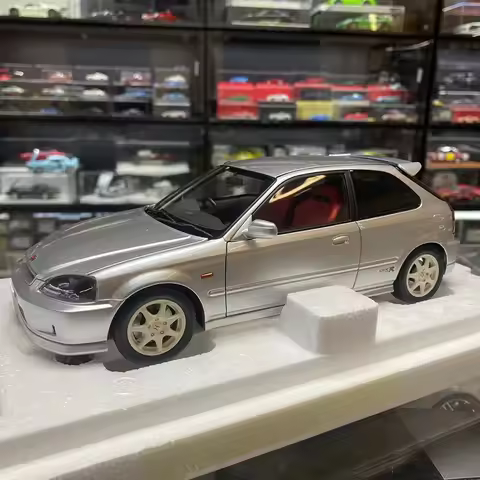 Die-cast 1:18 Scale Honda Civic Type R Silver Ek9-120 Late Version With Engine Alloy Car Model Hobby Collection Souvenir Coupe