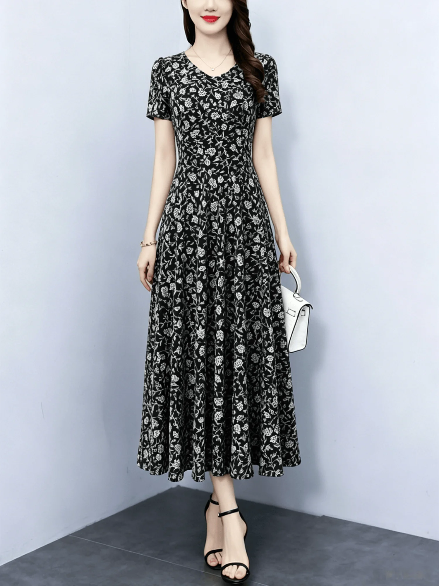 

French Fashion V-neck Print Floral Dress for Women Summer 2026 New Design Oversized Slimming Casual A-line Long Skirt J175