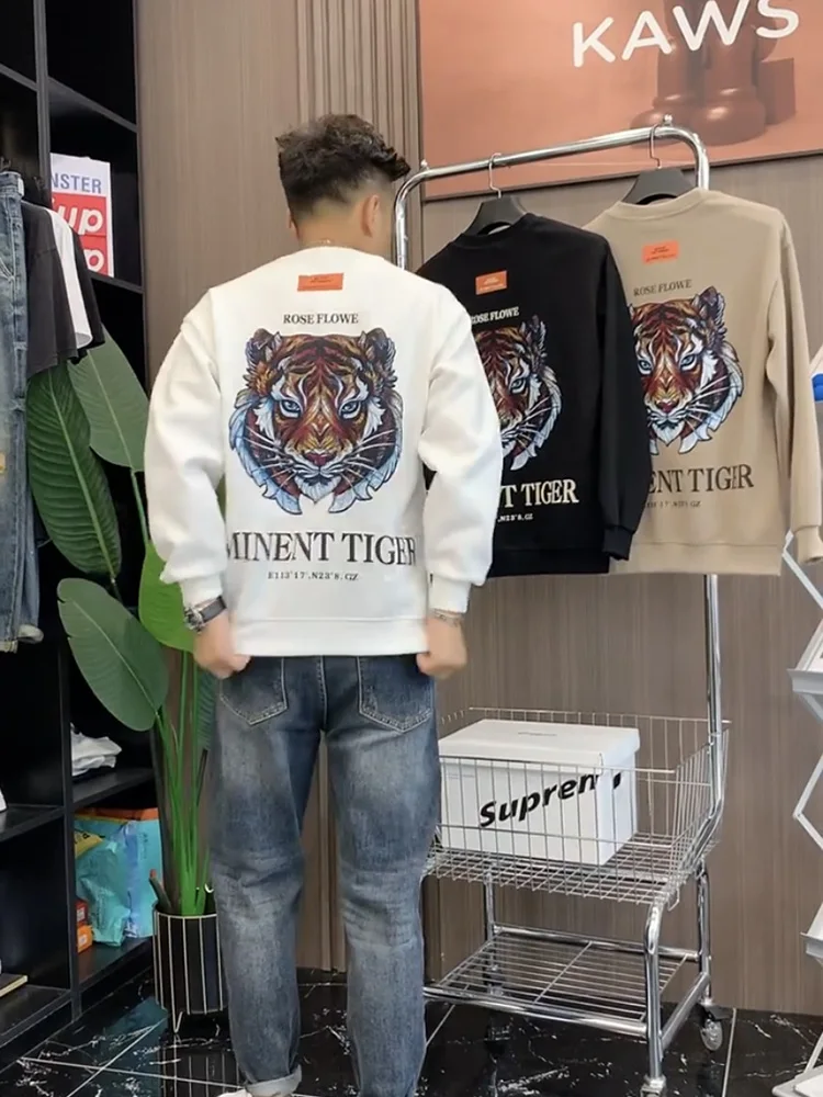 

Trendy Tiger Head Print Long Sve T-irt Casual Loose round Ne Overhead Youth Leisure Sweatirt Men's Faion Streetwear