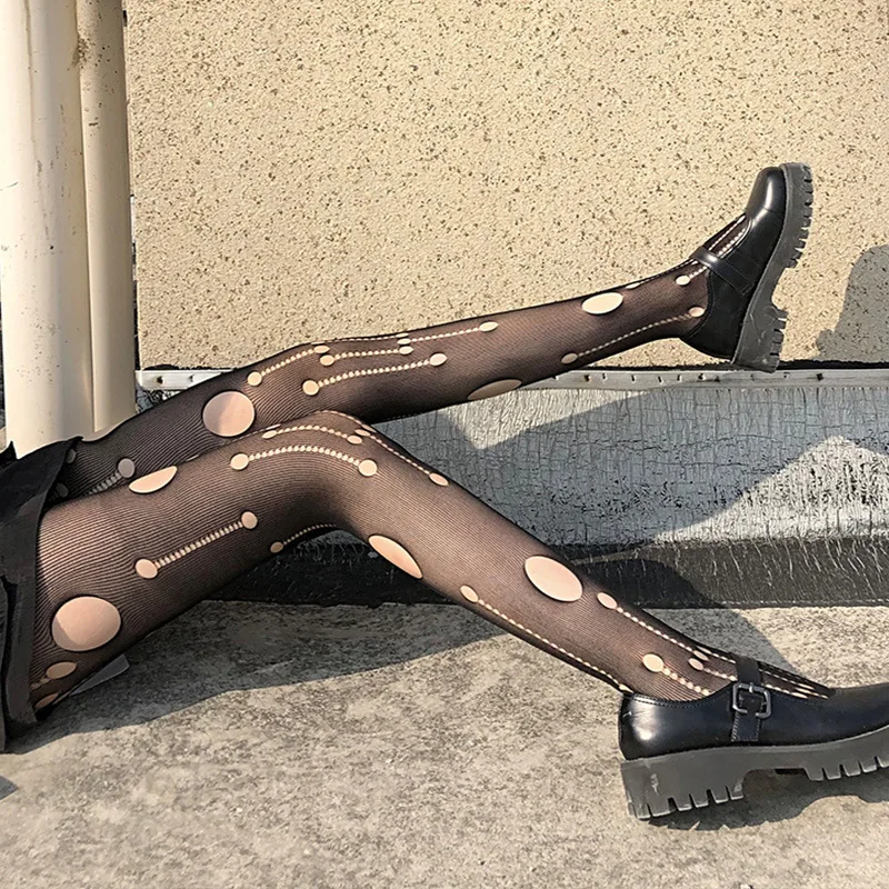 Pantyhose Hitam Lubang Robek Tertekan Retro Wanita Seksi Stoking Ketat Sutra Jaring Jala Berongga Baru Lingerie Seksi Jala