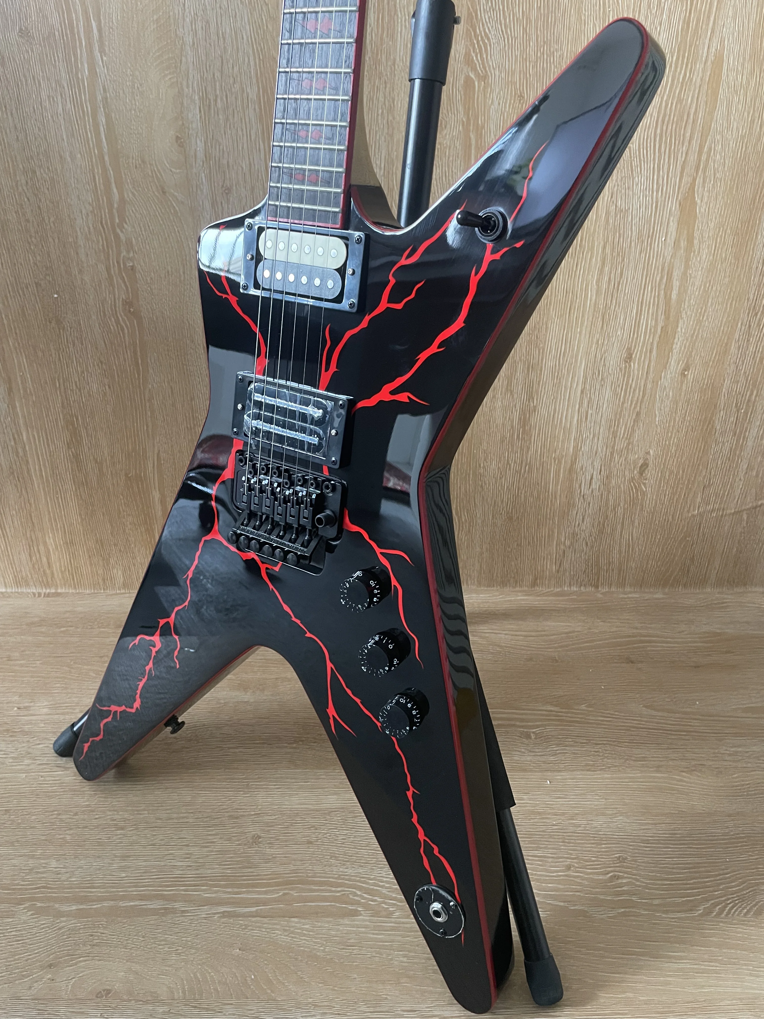 6 String ML Style Electric Guitar Black with Red Lightning Graphic & Floyd Rose Tremolo