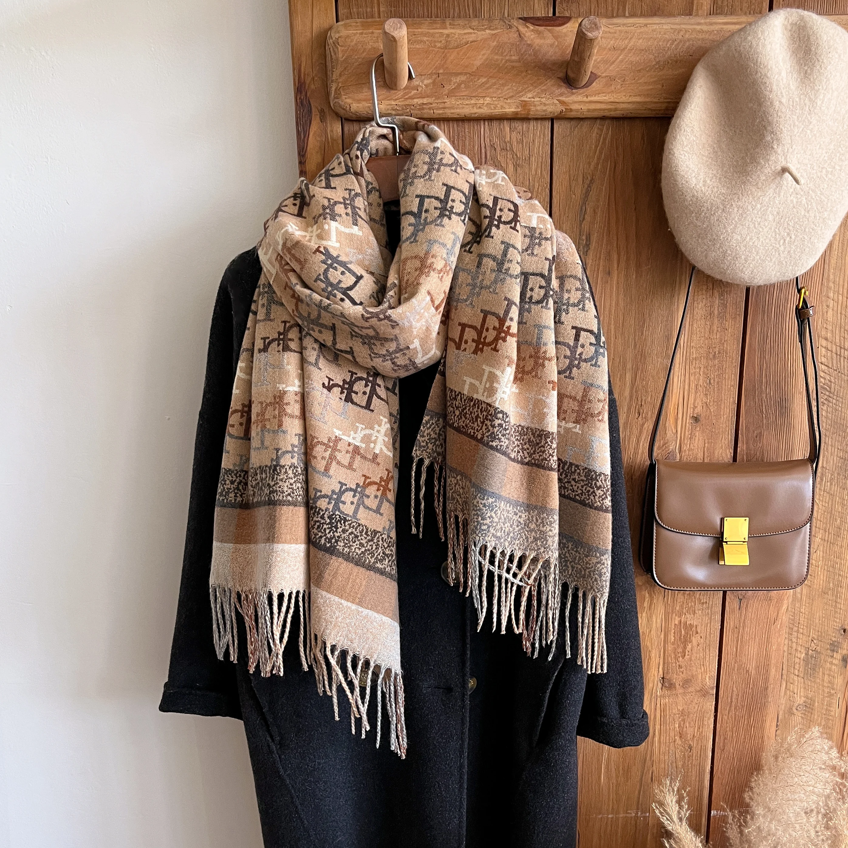Winter Neue Marke Nationalen Stil Paisley Design Dicke Pashmina Warme Schal Lange Quaste Druck Schal Frauen Halten Warme Poncho Stolen – Detail 2