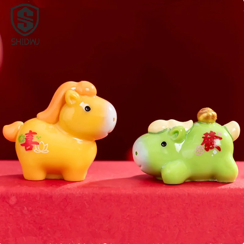 

2026 год лошади, миниатюрные украшения, зодиак, мультфильм, счастливый пони, сделай сам, украшение автомобиля, весенний фестиваль, офисный настольный декор, украшения