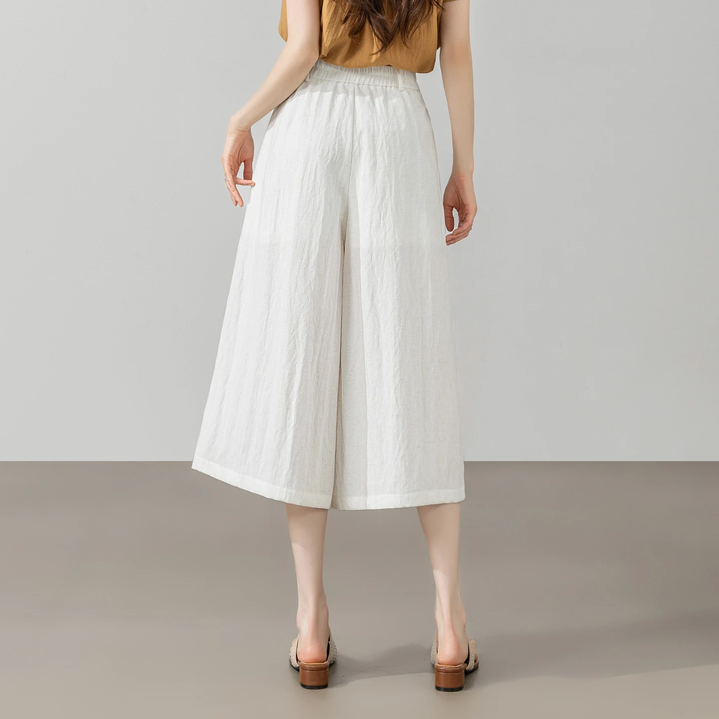 SENTUBILA Commute Simple Cropped Wide Leg Pants 2026 Summer Pleated Textured Elastic Waistband Loose Casual Trousers 162KD7286