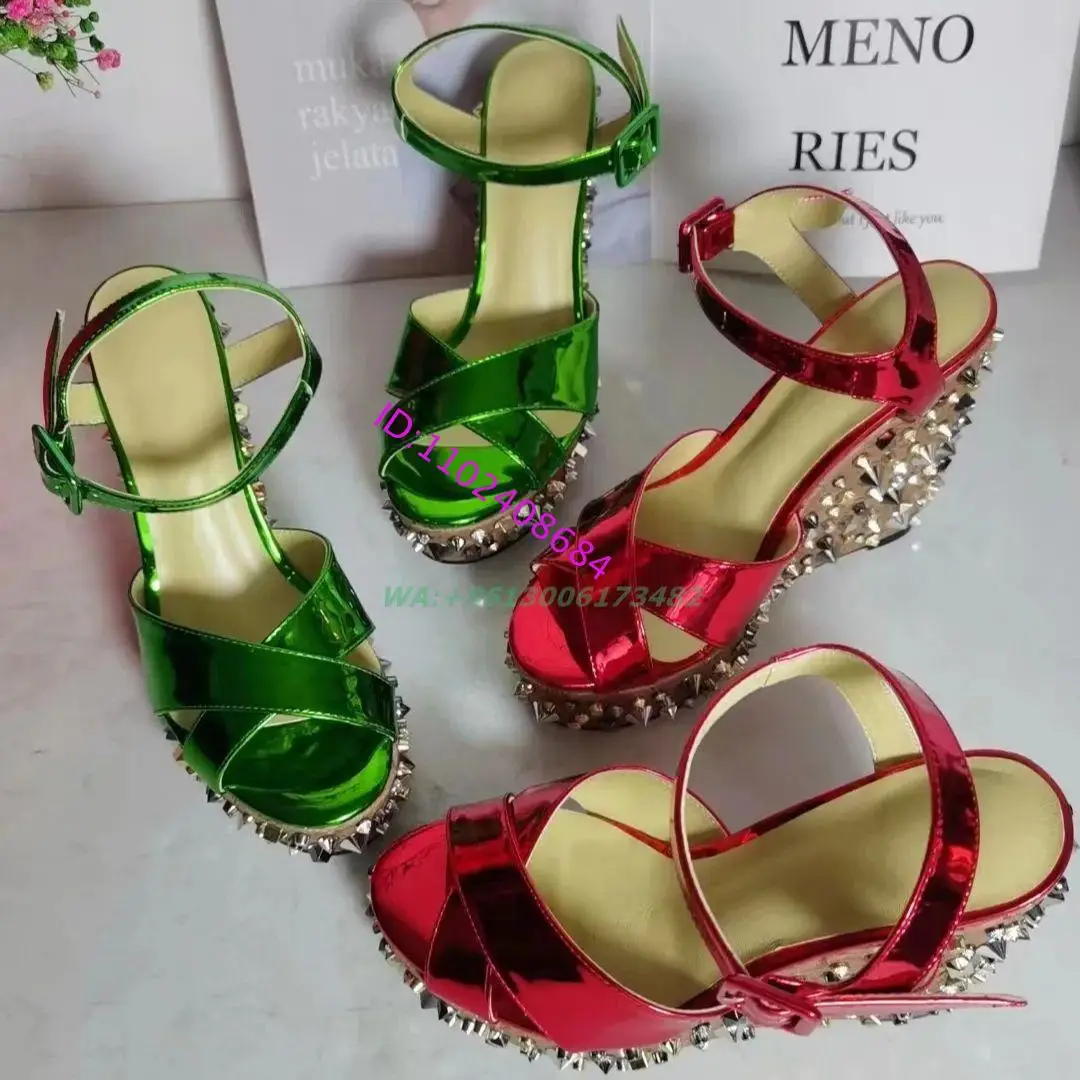 Design Brand Women Summer High Platform Rivets Wedge Sandal Sexy Lady Bright Leather Peep Toe Plaform High Wedge Buckle Sandal