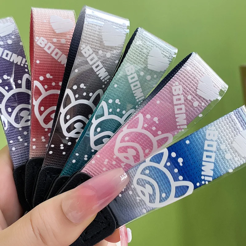 قطعة من طريقة تغيير اللون الإبداعية الكلب مفتاح سلسلة حساسة لطيف على ظهره قلادة الشكل زوجين مفتاح السيارة قلادة #2