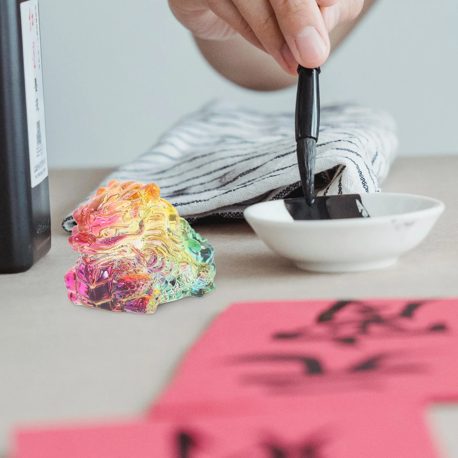 

Elegant Glass Dragon Paperweight Desktop Ornament Colorful Dragon Crafts for Home Table Decoration Photo Prop Glass Artwork