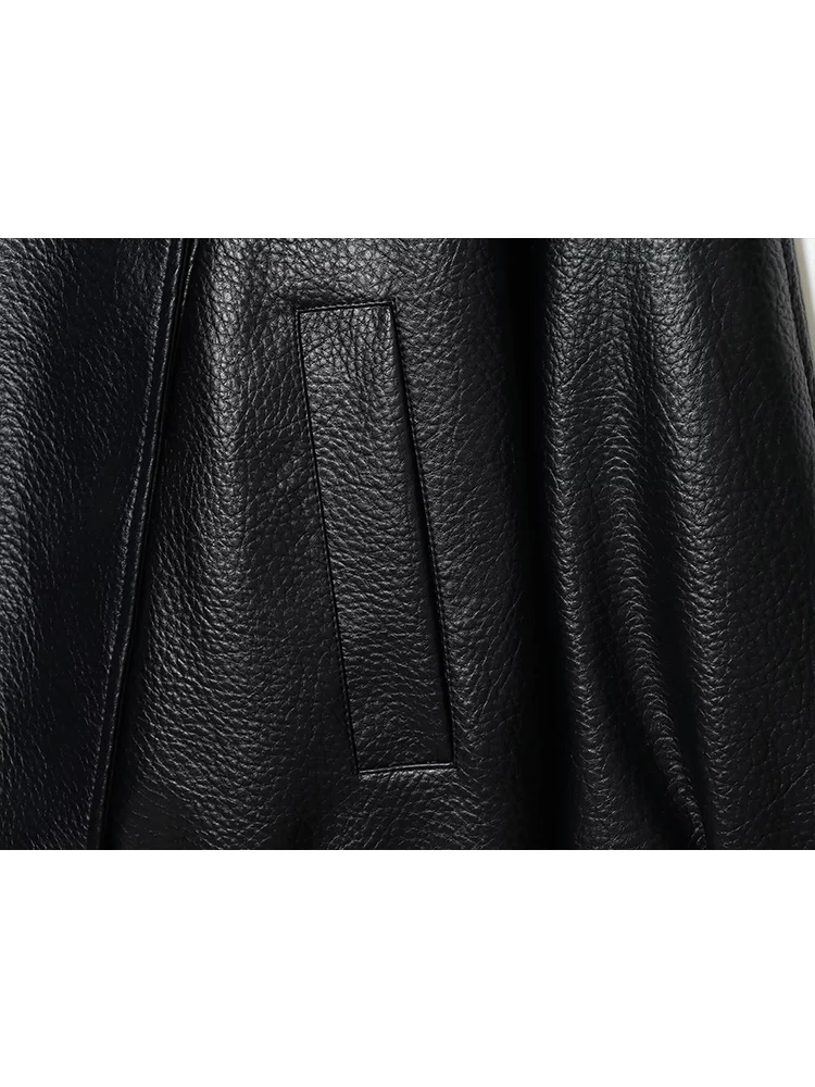    2025 خريف جديد المرأة سترة بولي يوريثان أسود كم طويل كبير الحجم فو الجلود جاكيت زيبرا دراجة نارية نمط شخصية سيدة الموضة