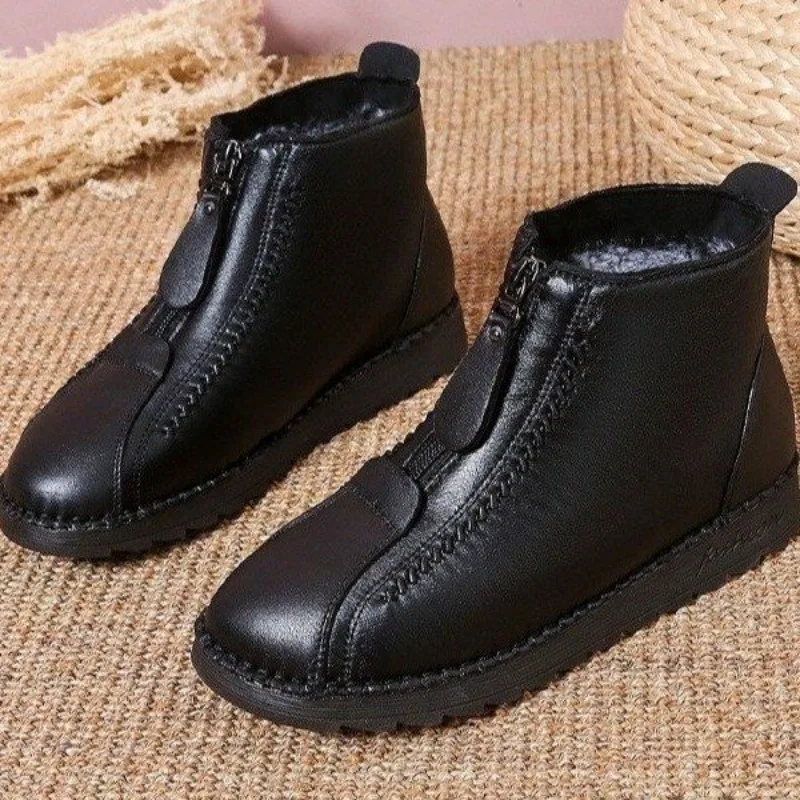 New 2024 Women's Real Leather Ankle Boots Thick Bottom Plush Shoes Women Winter Warm Shoes Fashion Cool Footwear