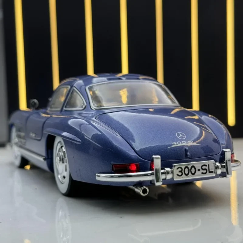 300SL Vintage Classic Car Model Simulation 1/24 Benzs With Sound Light Children Diecast Toy Vehicle Boy Gift Collective Voiture