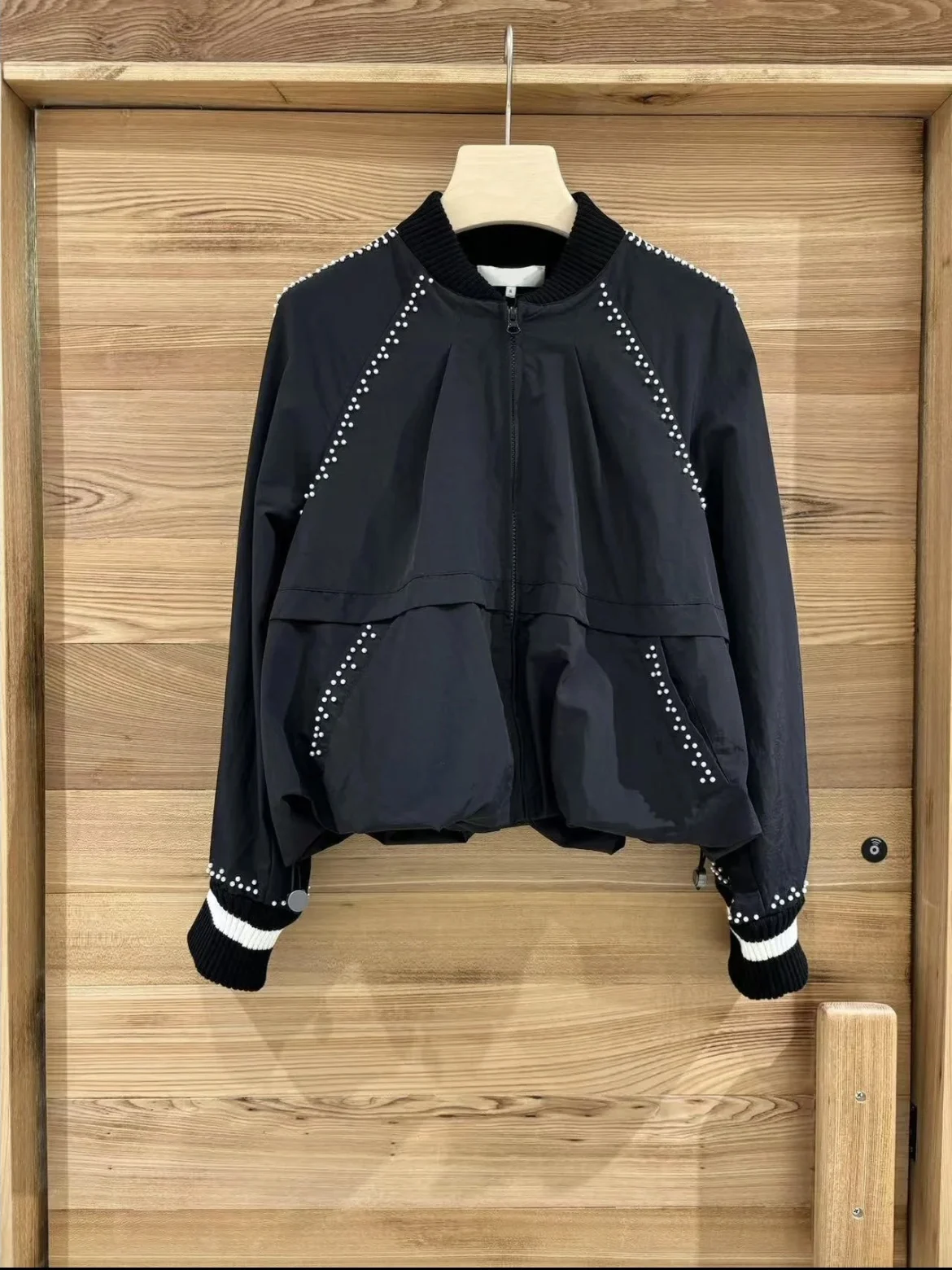  Decorated Hand-Knotted Lace Trim Jacket Casual Style Standard Fit Polyester Fiber Long Sleeve Zipper Closure Wome...