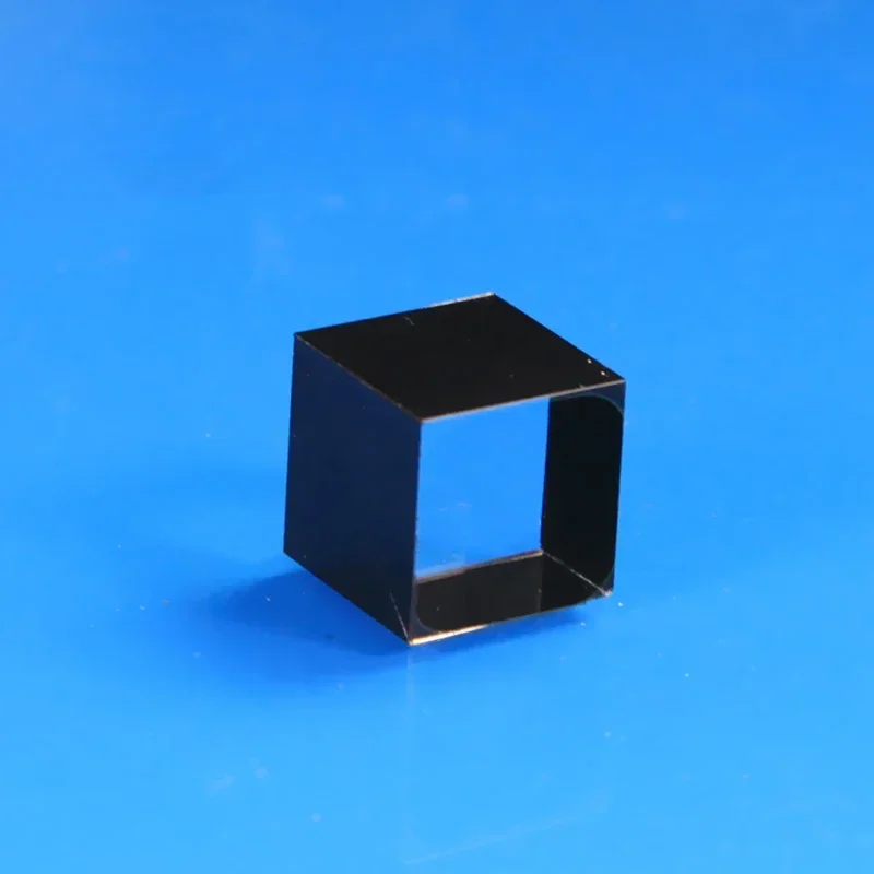 

Cube Prism Beam Splitters 18*18*18mm Prismar Coating Right Angle Prism Glue Prism