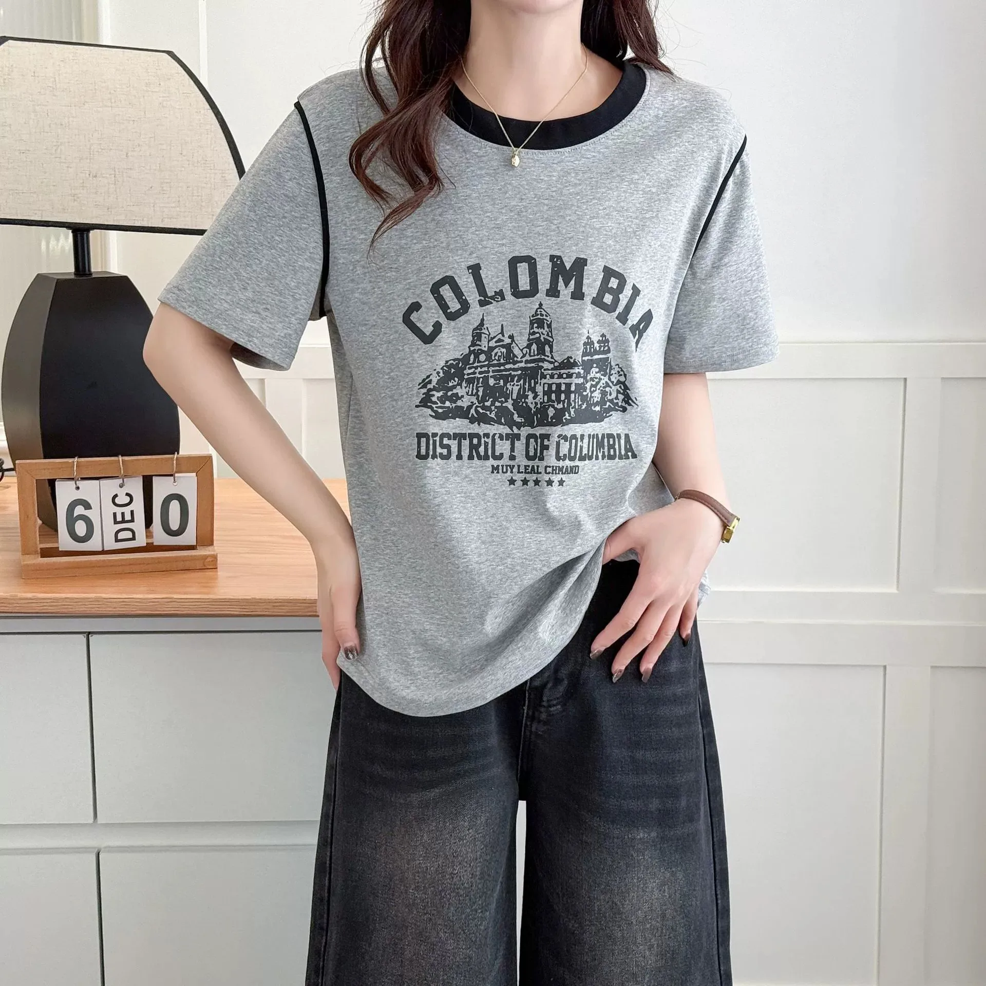 新 2025 レディース春秋プラスサイズトップス女性のための大きいサイズ半袖 O ネックプリント Tシャツ 3XL 4XL 5XL 6XL