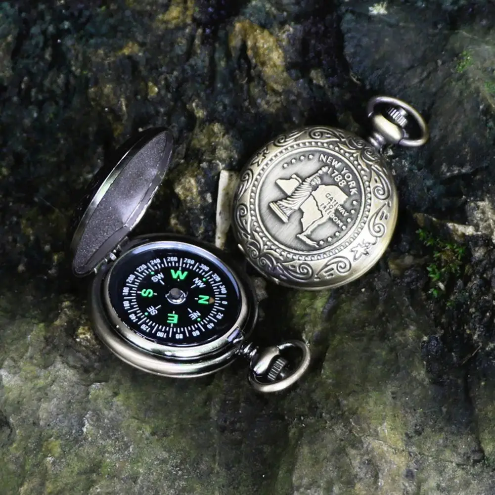 Backpack Compass Survival Compass Waterproof Retro Style Navigation Compass for Camping Survival with High Sensitivity Accurate