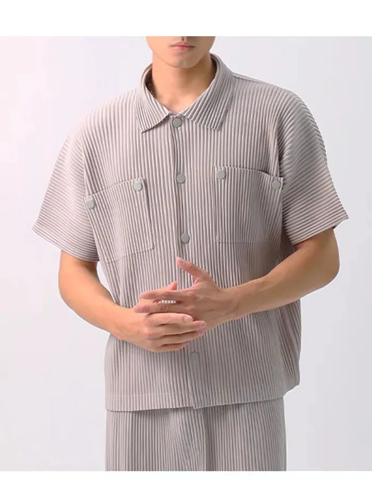 Miyake Pleated Men's Jacket Korean Version 2025 Summer New Retro Short Sleeved Loose Black Shirt Jacket Street Fashion Trend