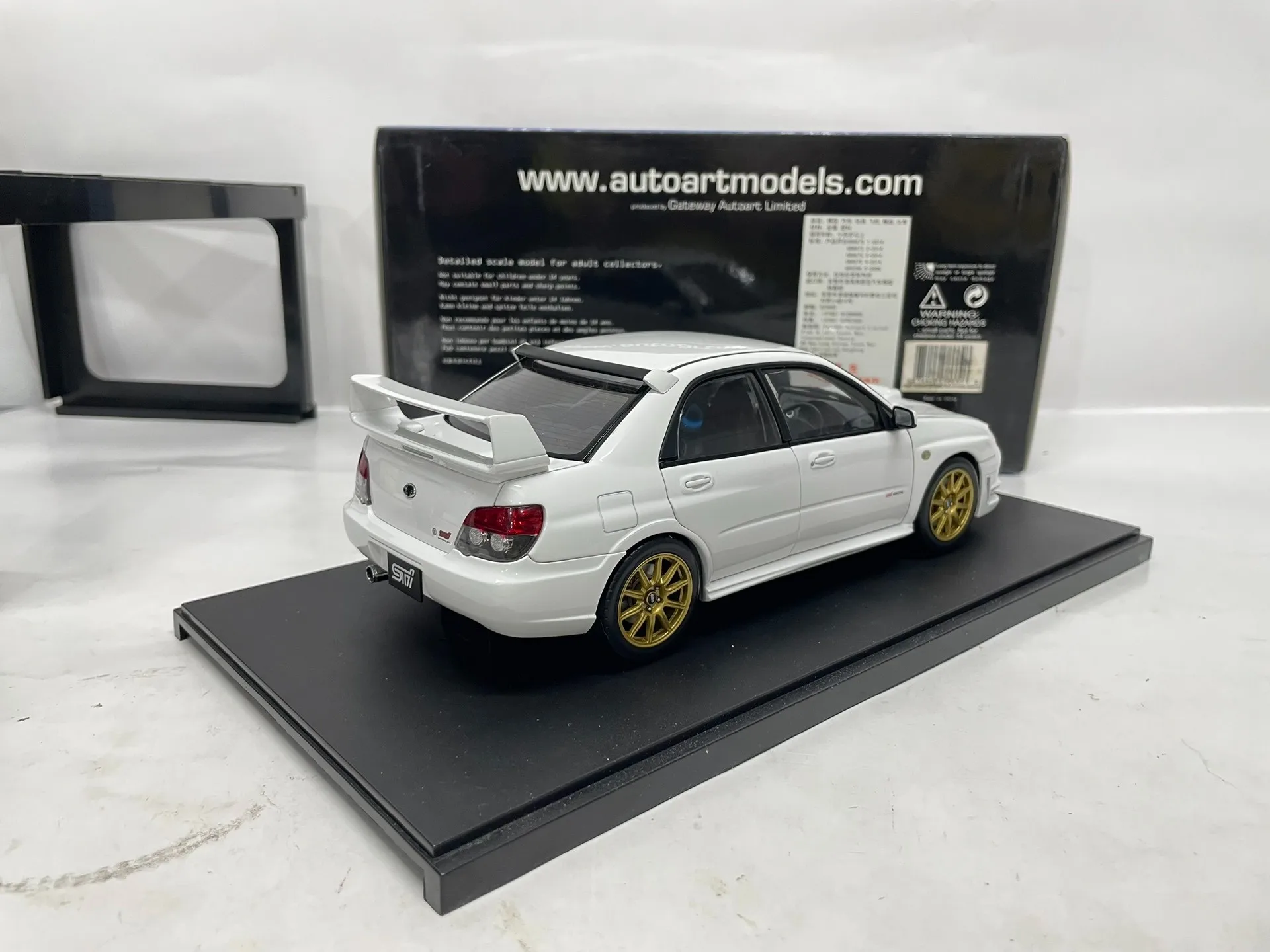 Autoart 1:18 Impreza WRX STI 9 White JDM Simulation Limited Edition All Open Alloy Metal Static Car Model Toy Gift