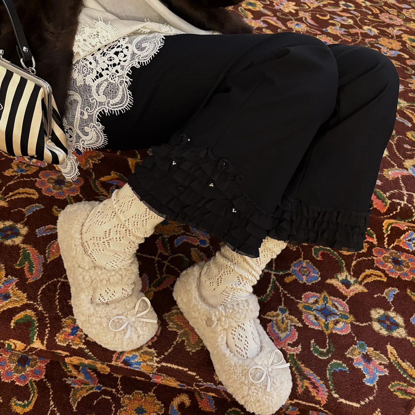 

Vimas Ele Hand-Knitted Elastic Bla Pants Flared Hem Layered Lace Casual Straight Leg Ladies Trousers Heavy Workmanip