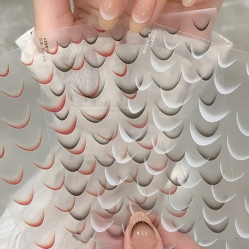 Autocollants pour ongles dégradés français, 1 feuille, à la mode, ligne fine noire et blanche, décalcomanies à pression, décorations de manucure, DIY bricolage