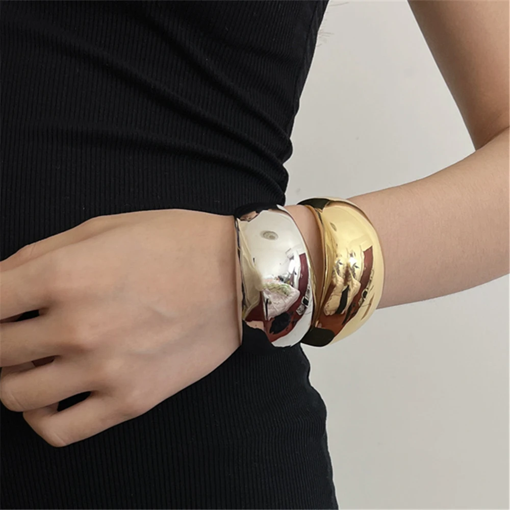 Geometric Irregularly Curved Metal Simple Design Open Bracelet for Women European Trend of High Wear Jewelry Accessories