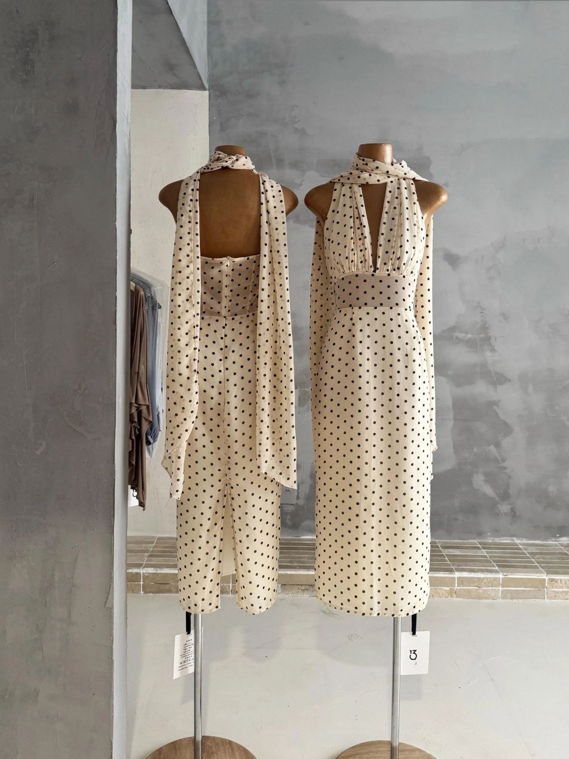 

Elegant Polka Dot Backless Dress Hang Neck Strap Long Skirt White Brandy Summer French Style Women's Slim Fit Midi Dress