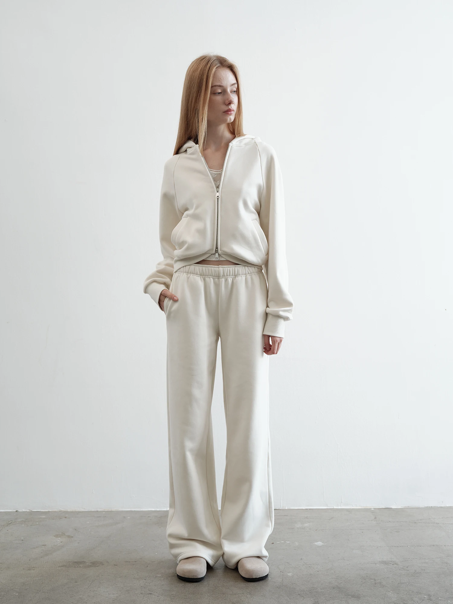 

Fce Lined Sweatirt Set Waist Cinched Loose Fit Women's Faion Autumn 2025 Other 00% Material Conents