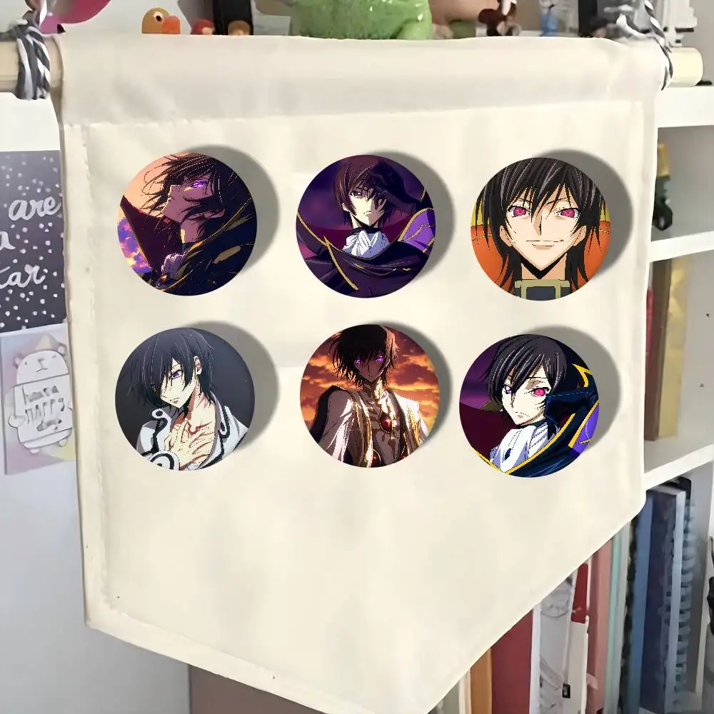 C-CODE-GEASS L-Lelouch 58 مللي متر لطيف أنيمي الشكل أيقونة شارة اليدوية صفيح بروش لحقيبة الظهر الملابس الصدر حلية الهدايا