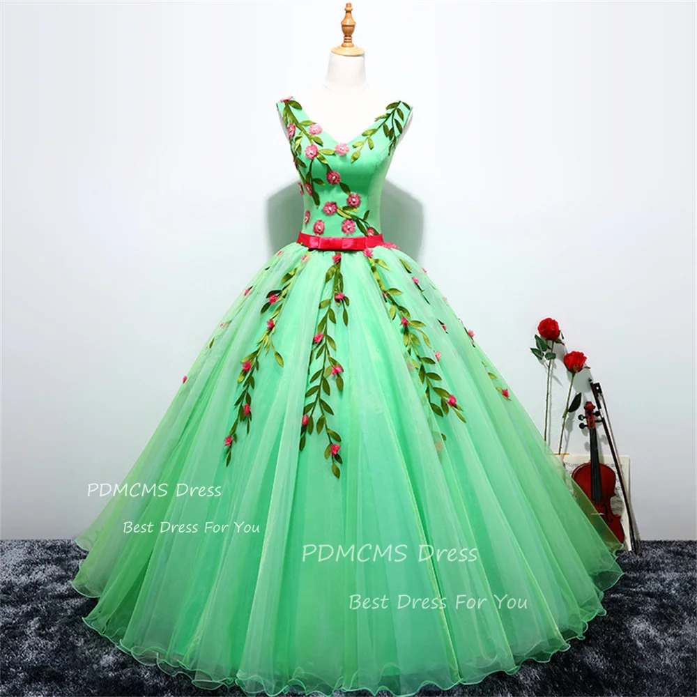 

Romantic Green Quinceanera Party Dresses Princess Appliques Birthday Arty Evening Dress V Neck Sleeveless Flowers Prom Gowns