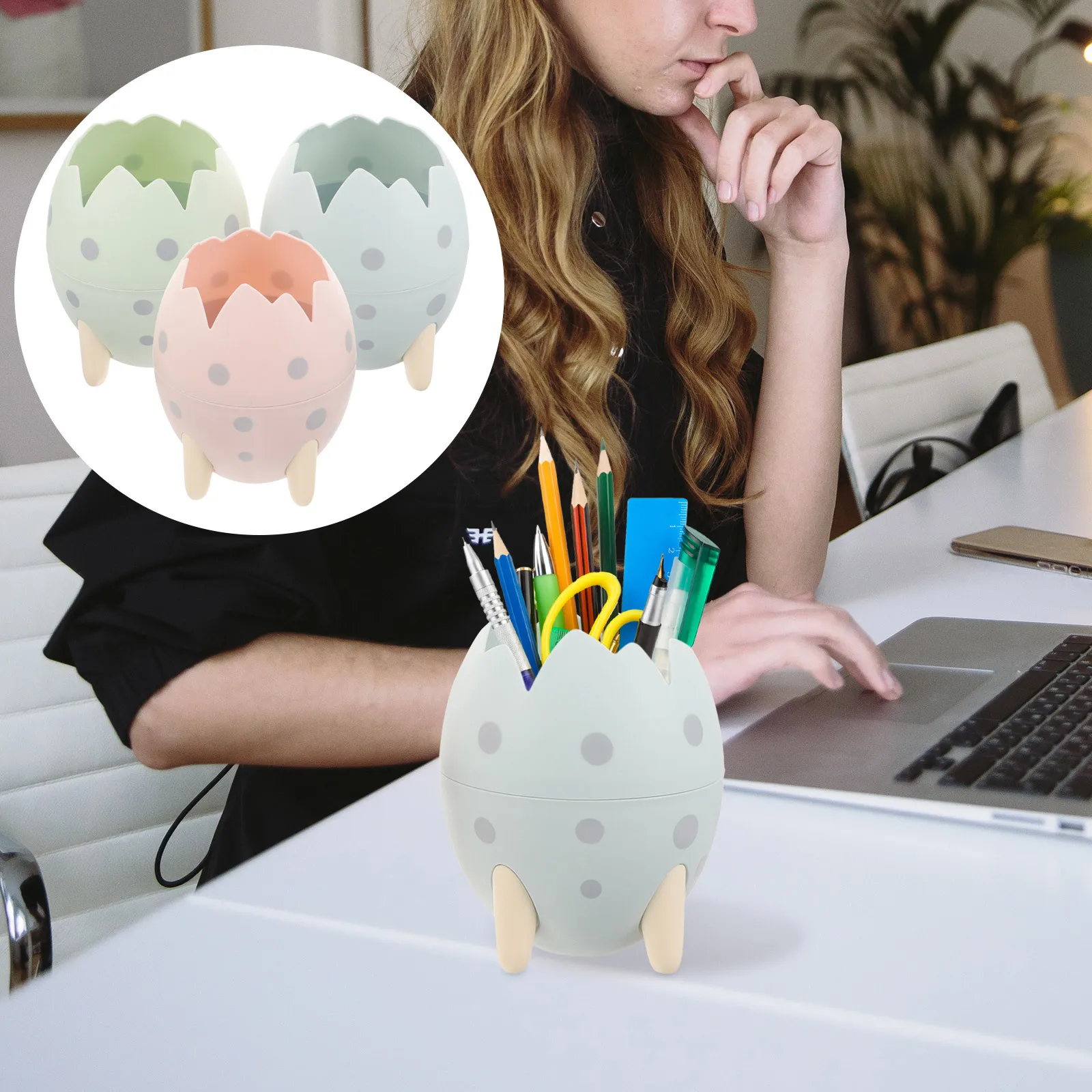 

3Pcs Dinosaur Egg Pen Holder Desktop Organizer Large Capacity Plastic Pencil Makeup Brush Holder Lovely Stationery Container