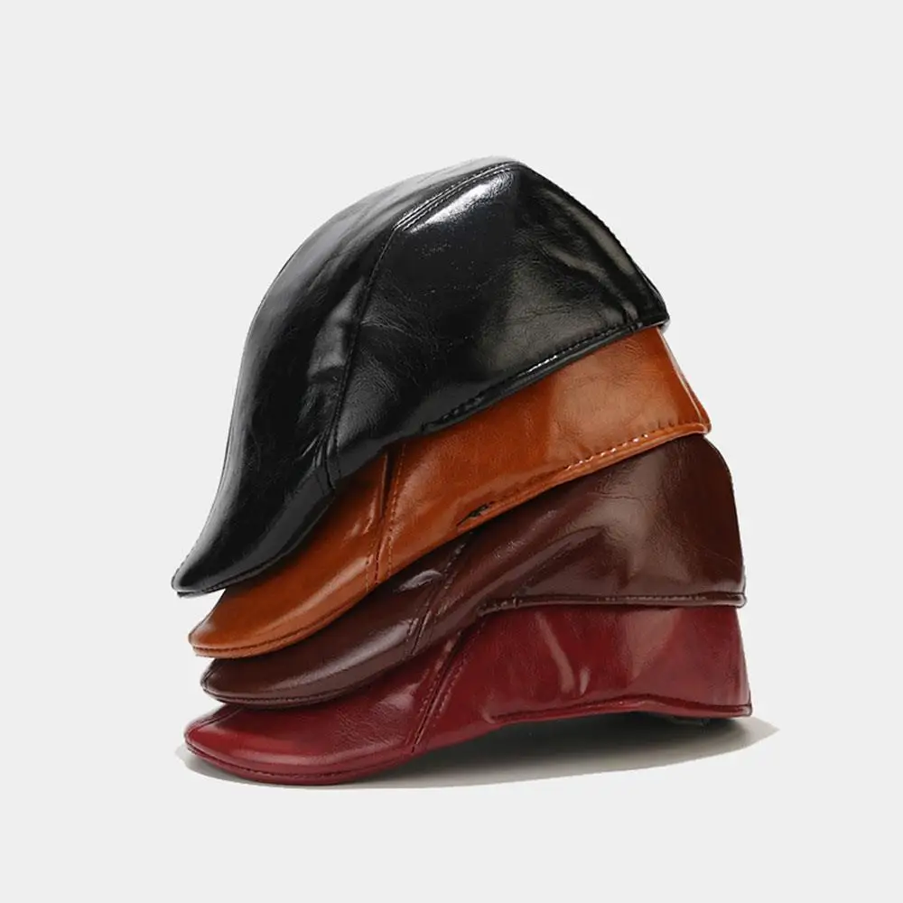 قبعات الموضة الرجال بولي Leather الجلود قبعة قبعة بلون قبعة الرسامين البريطانيين قبعة قصيرة حافة قبعات مسطحة مشرق الجلود مثل القبعات #3