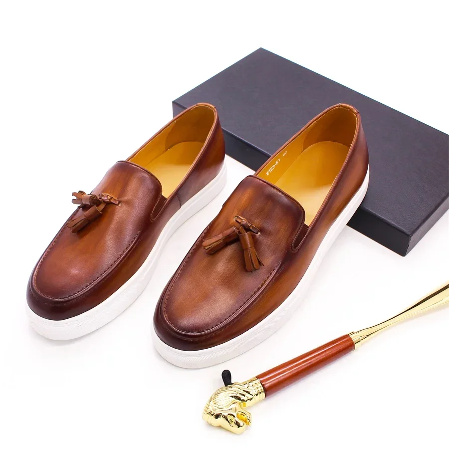Men's High-Quality Casual Flat Genuine Leather Shoes Handmade Tassel Loafers for Daily Wear and Banquet Dates