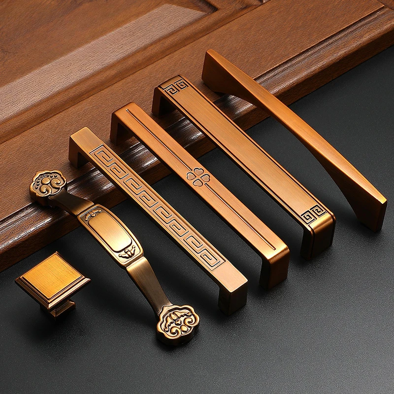 Vintage Antique Yellow Bronze Cabinet Handles European Style Drawer Knobs Cupboard Wardrobe Door Handles Furniture Handles
