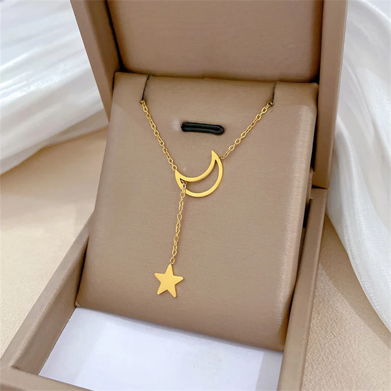 

Dedicated Hollow Star And Moon Pendant Alloy Necklace For Women Elegant Lady Thin Chain Necklace Minimalist Jewelry Accessory Gi