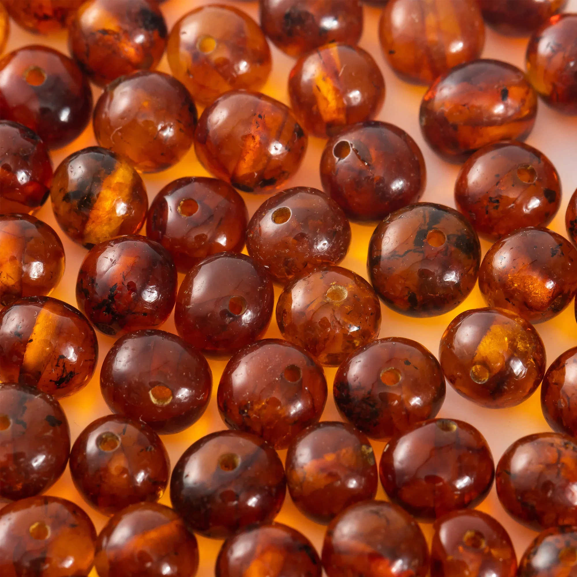 خرز كهرمان البلطيق بعرض 6-8 مم ثقوب محفورة مسبقًا لتوتير المجوهرات - لوازم DIY السائبة