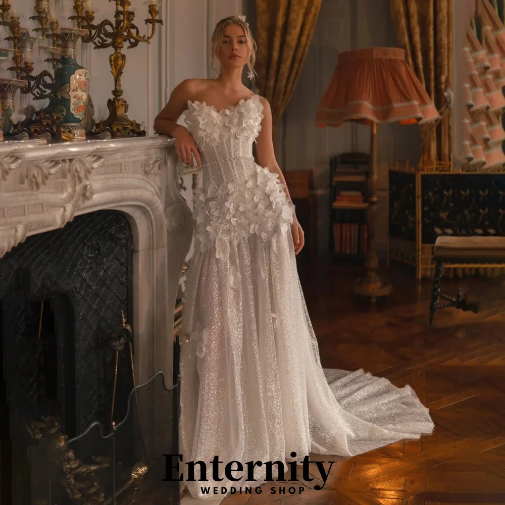 

Customized Lace Up Wedding Dresses V Neck Sleeveless For Women Charming Flower Applique Beading Bridal Gowns Vestidos De Novia