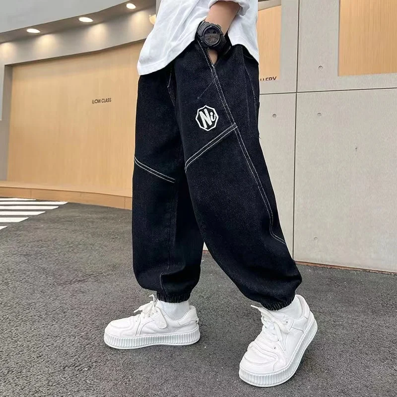 Fashionable Boys Jeans Children's Straight Leg Jeans Boys' Radish Pants Boys Distressed Jeans Casual Pants