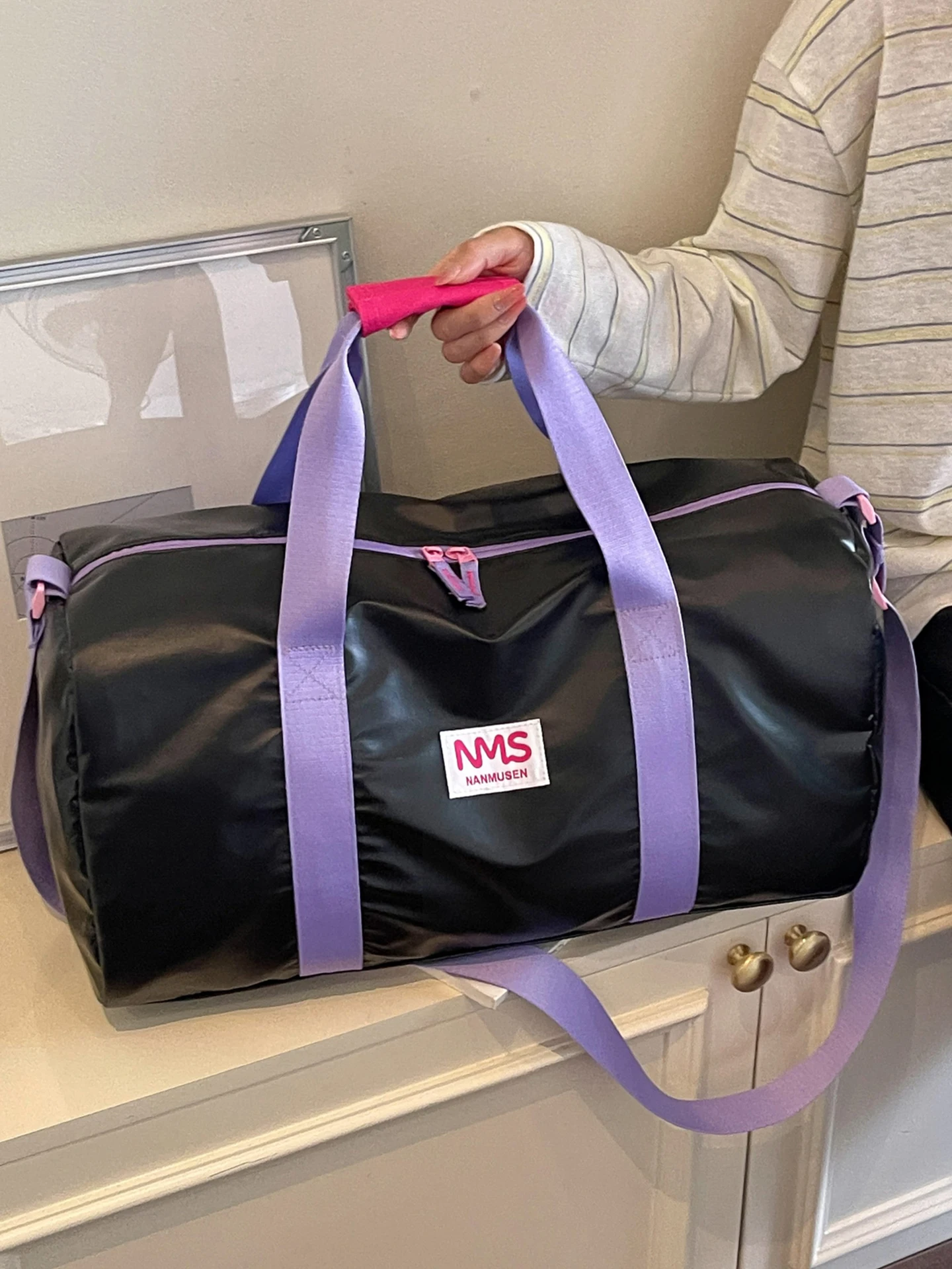 sac-de-voyage-multifonctionnel-leger-et-portable-grande-capacite-sac-a-main-pour-les-courts-trajets-les-deplacements-quotidiens-l'embarquement-le-sport-et-la-remise-en-forme