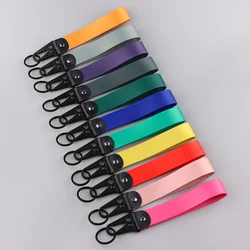 Solid Color Original Novel Men Keychain for Car Keys Holder Accessories Keychains Keyring Fashion Jewelry Gift