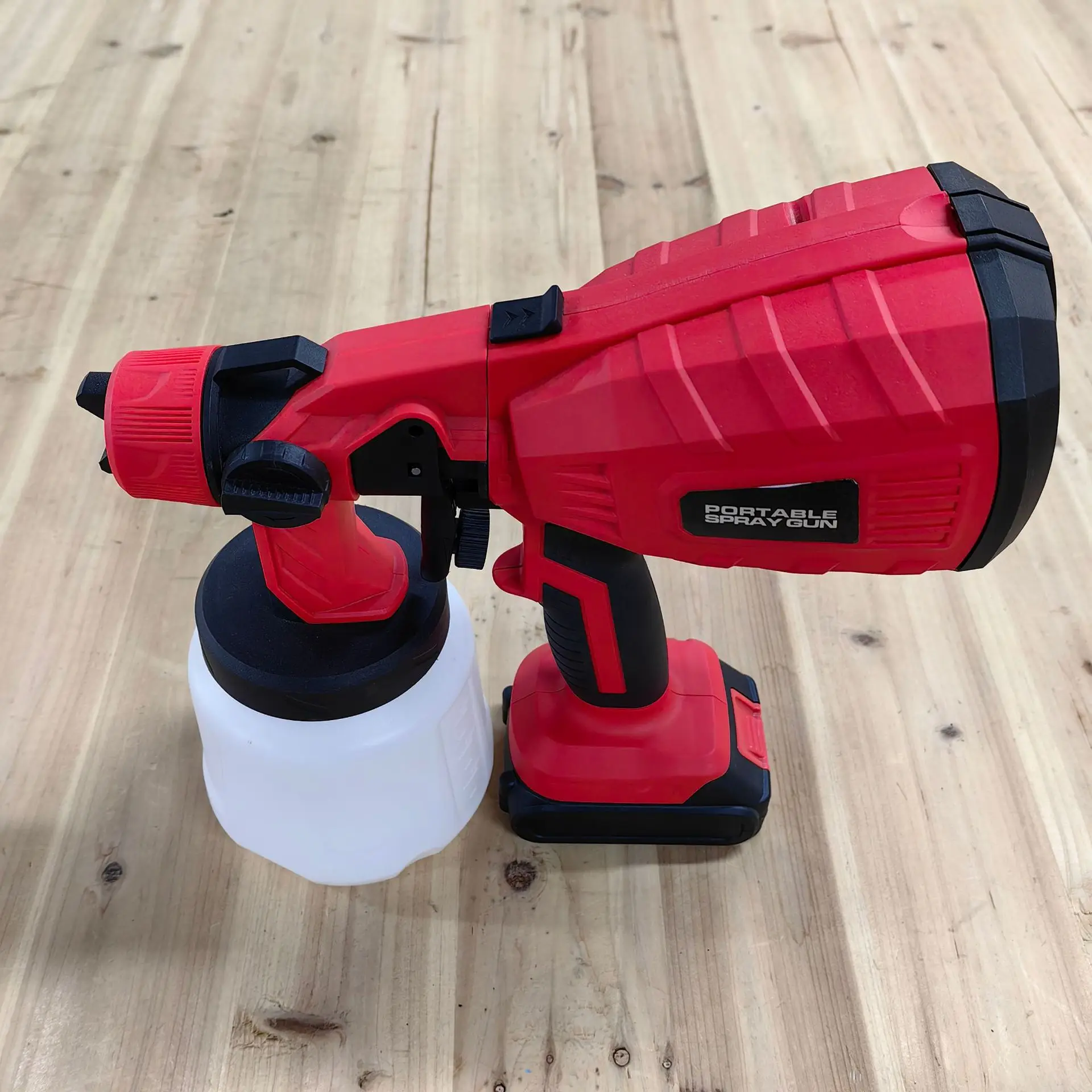 

Подходит для многофункционального электрического пистолета-распылителя, портативного распылителя краски на литиевой батарее, ручной бытовой латексной краски.