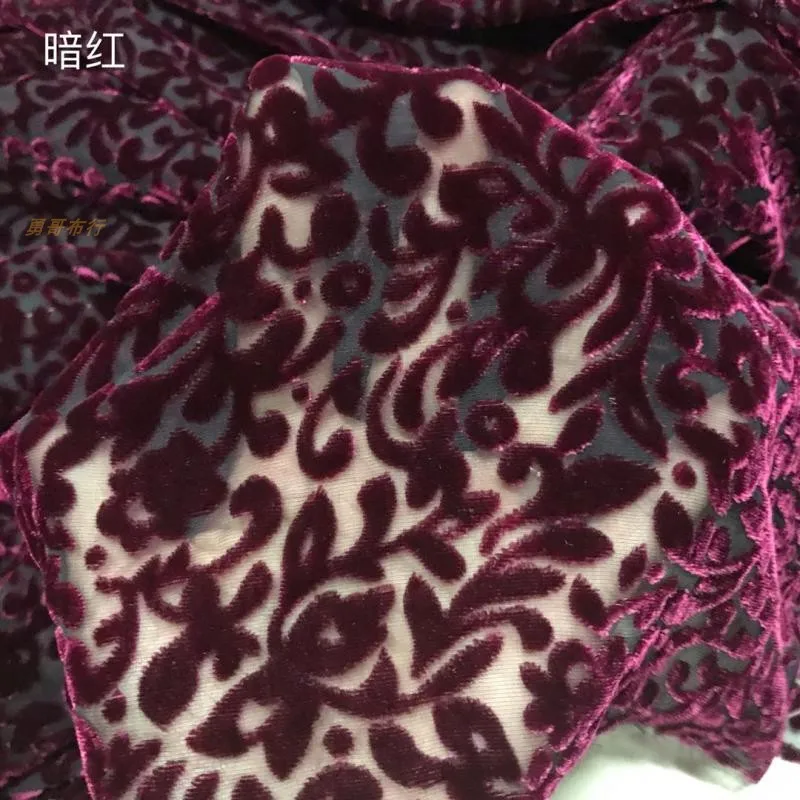 Cappotto estivo fresco e trasparente in cotone con fondo in tessuto di velluto inciso in seta cheongsam