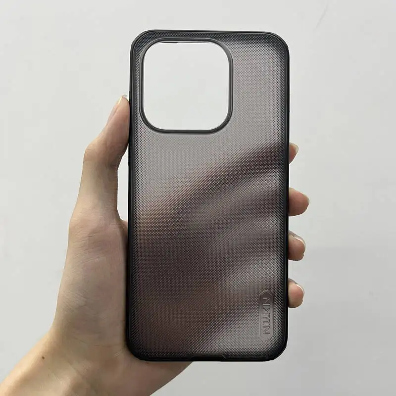 Nillkin per OnePlus 15 Custodia Super Frosted Pro Protezione fotocamera PC rigido + paraurti in TPU Cover posteriore completa opaca