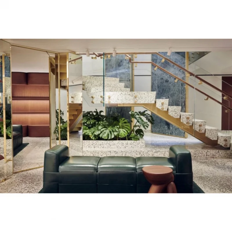 custom. Houten meubeltas Display Showcase