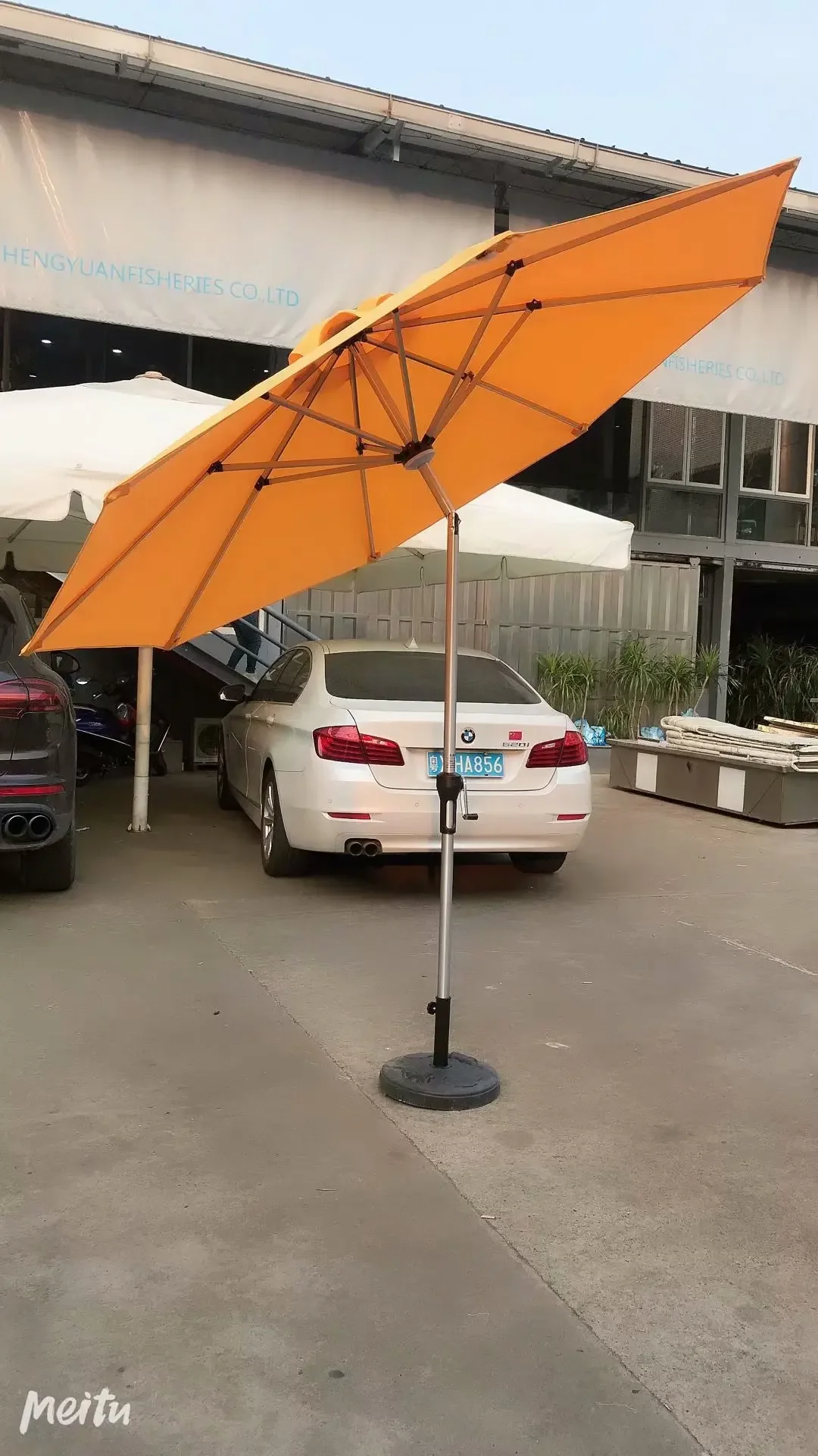 solar parasol patio umbrella with lights