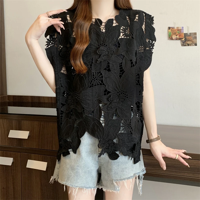 Summer Loose Pullover Blouse Sleeveless Women Embroidered Knitted Vest Shirt Fashion Hook Flower Hollow Tops