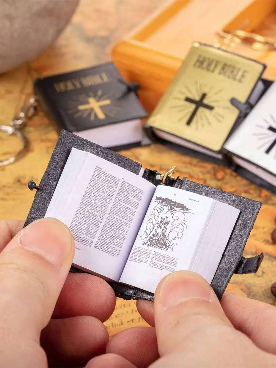 Mini Bible Book Keychain Bulk Pack 1/3/6 pcs Christian Car Key Ring Church Souvenir Gift Party Halloween Graduation Teacher Pres
