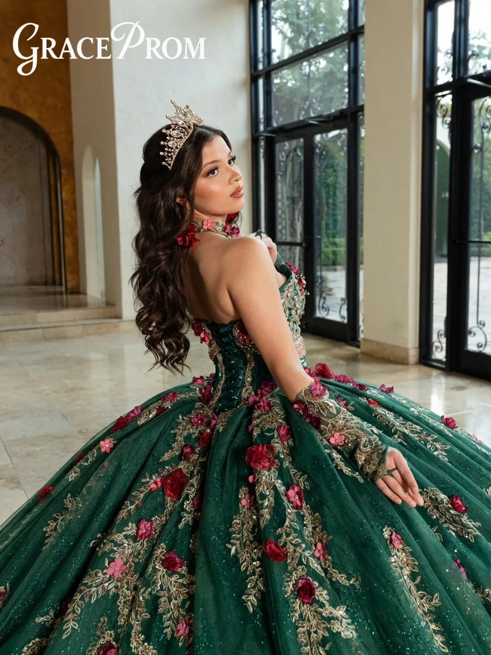 Vintage Emerald Green Quinceanera Dress With Burgundy Floral Appliques Sweetheart Neckline Tulle Gown For Sweet 16 Celebration 2