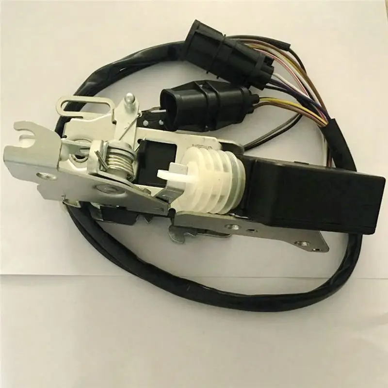 AEE5-Automobile Truck Accessories Truck Locker For Euro Truck Volvo Truck Hexagonal Lock 81626806143 81626806147 view 3