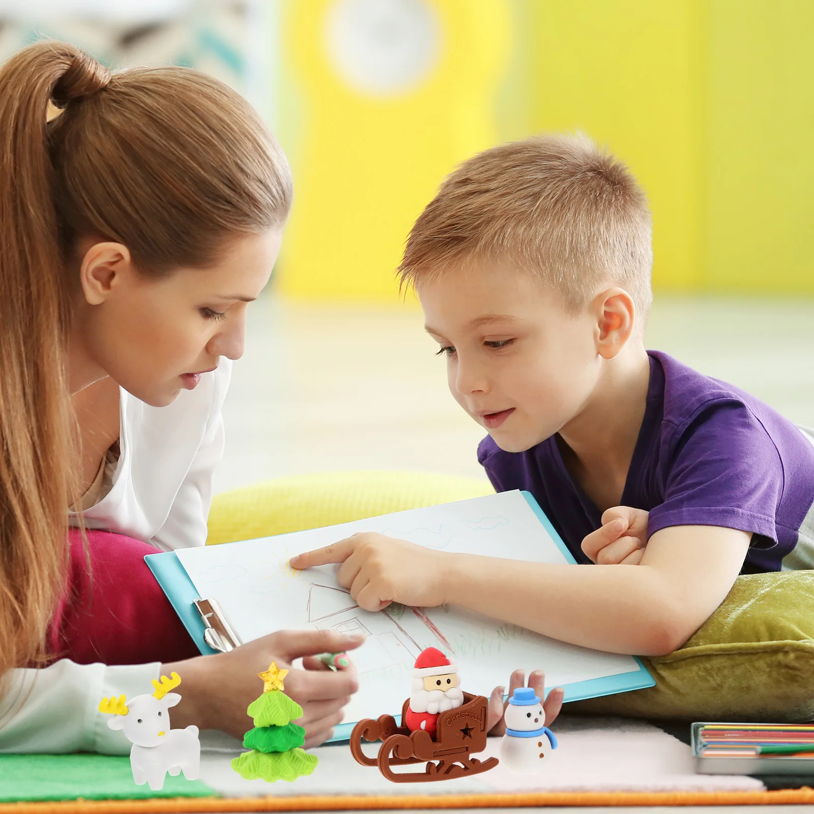 

12Pcs Christmas Santa Eraser Unique Shape Soft Comfortable School Drawing Gifts Stationery Kids Party Prize Rubber