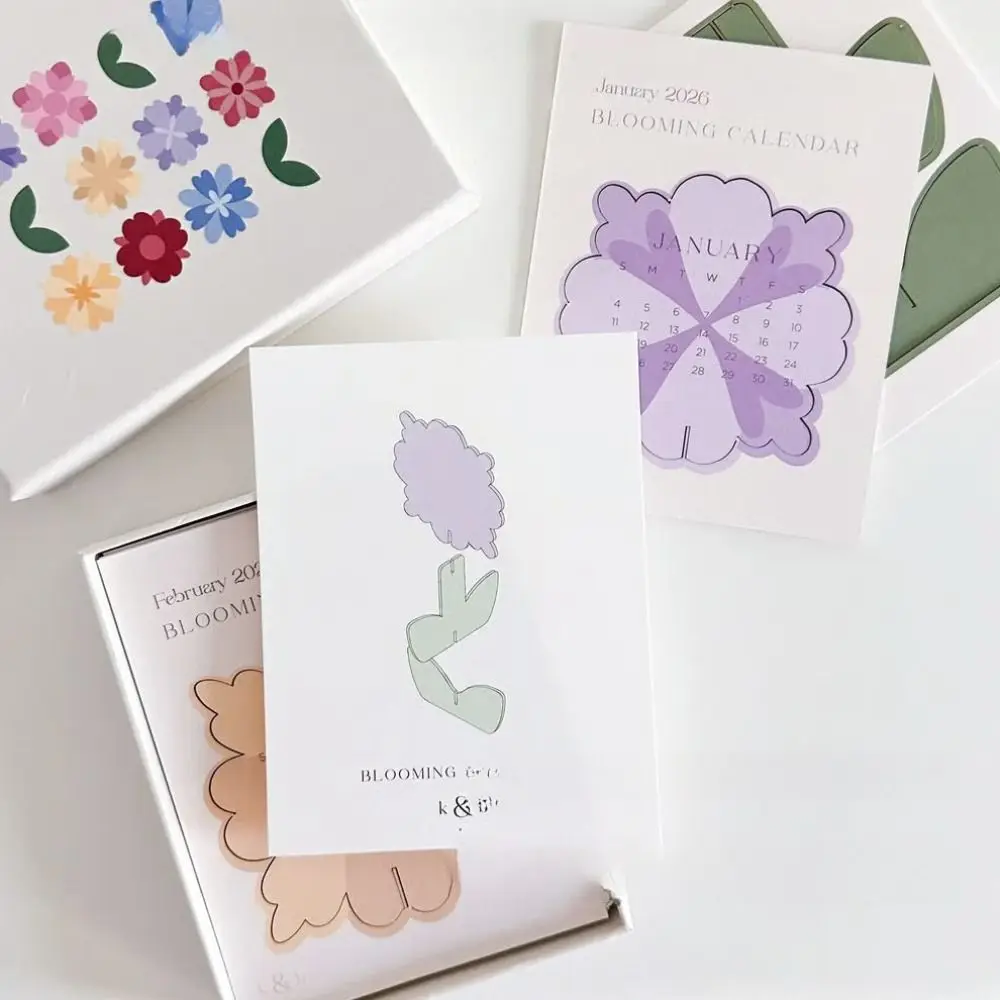 Nuovo Mini 2026 Calendario da tavolo Fiore portatile Puzzle Calendario Programma Mark Pianificatore Accessori da scrivania per ufficio
