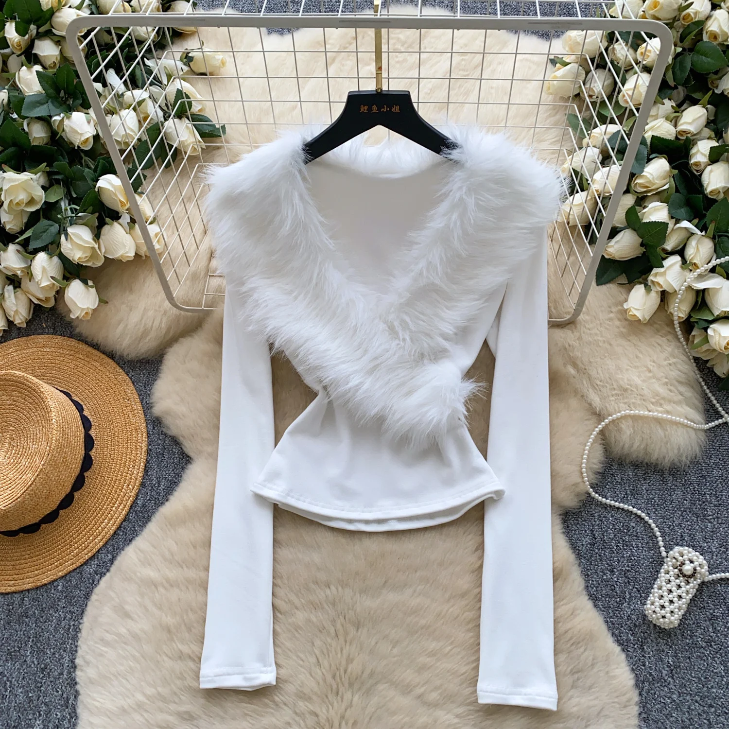 

Women Winter Faux Fur Tops Shirts Pullovers Lady C Neck Slim Sexy Hotsweet Tops Female Trendy Autumn Basics Korean Streetwear